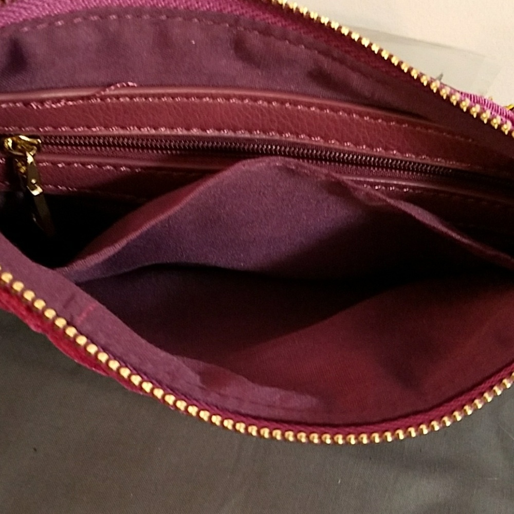 NEW bebe Magenta Danielle Top Zip Velvet Wristlet - Picture 4 of 7